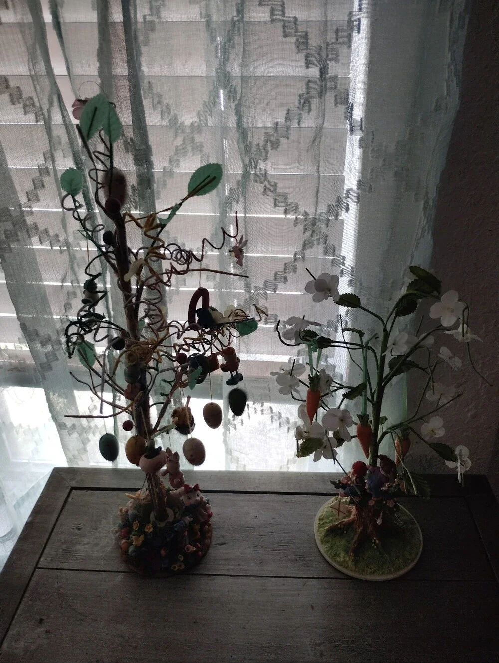 2 VINTAGE EASTER HALLMARK TREES